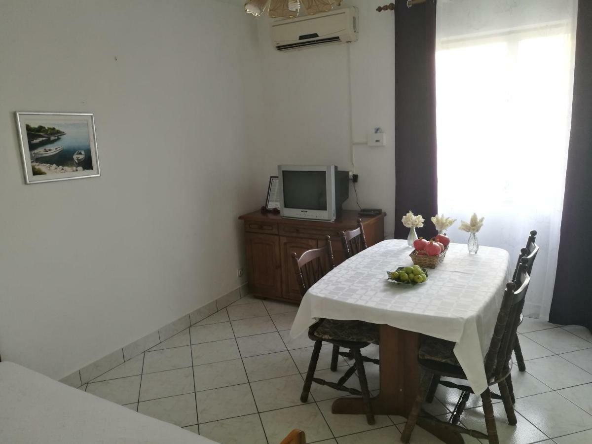 Apartments Krzelj Водице Экстерьер фото